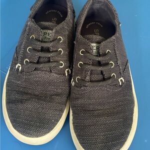 Sperry Black Sneakers with Rubber Soles and Lace-Up Design